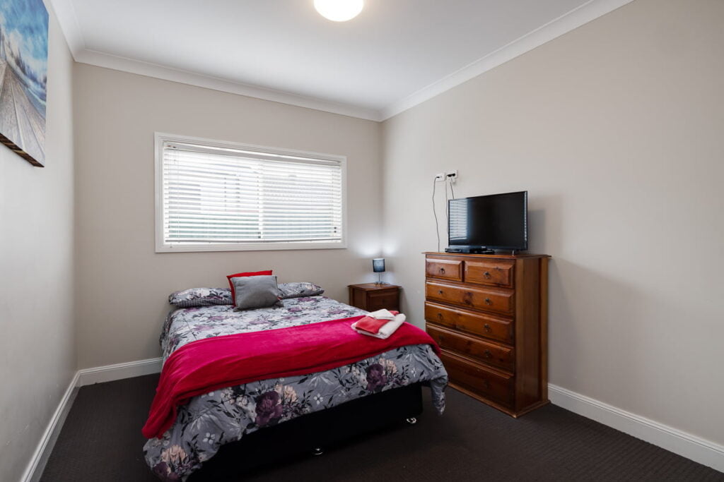 Warners Bay NSW Short Term Accommodation (image 12)